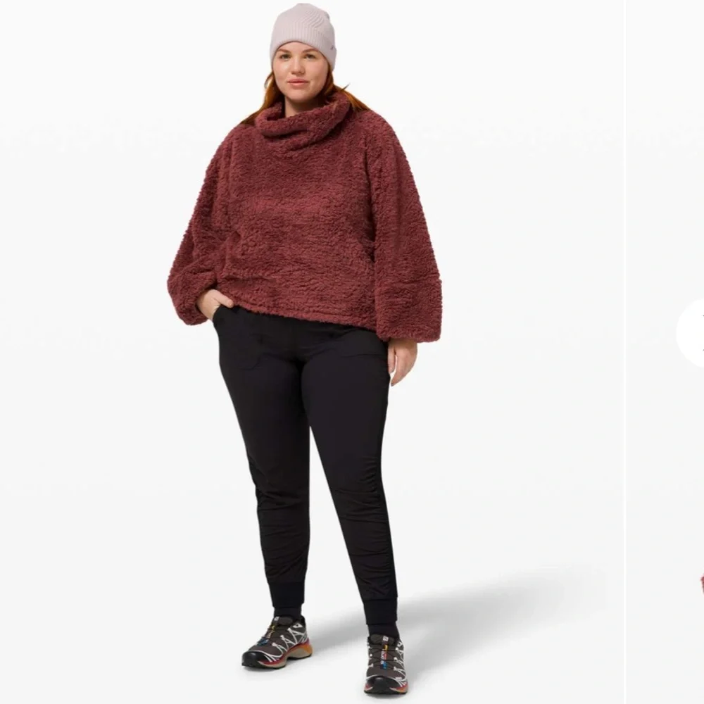 Lululemon XS/S Warm Restore Sherpa Pullover